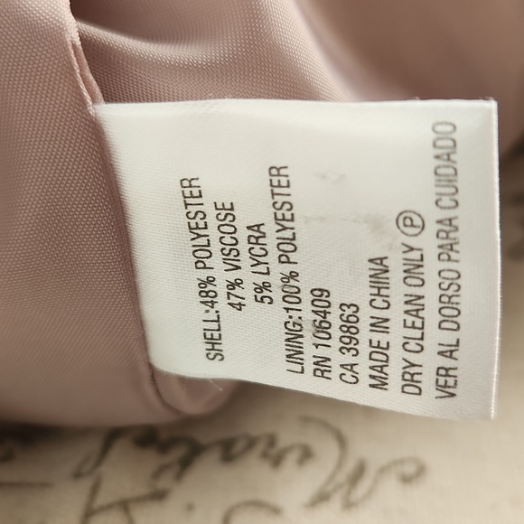 TAHARI 2PC.SKIRT SUIT SIZE 2 - Picture 10 of 11